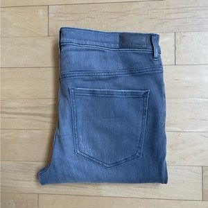 Express High Rise Jegging - Light Gray Distressed - Size 14R